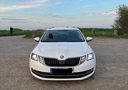 Skoda Octavia 1.5 TSI ACT DSG Style Combi Style