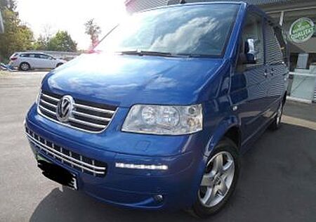 VW T5 Multivan Volkswagen *Highline*