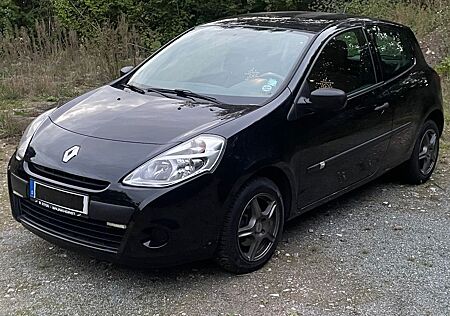 Renault Clio Black Editio,1-Hand,Alufelgen, Klima,Tüv 09/2027