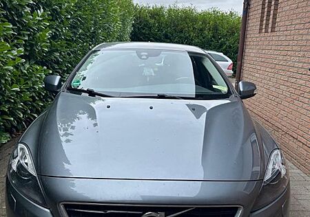 Volvo V40 D2 Powershift -