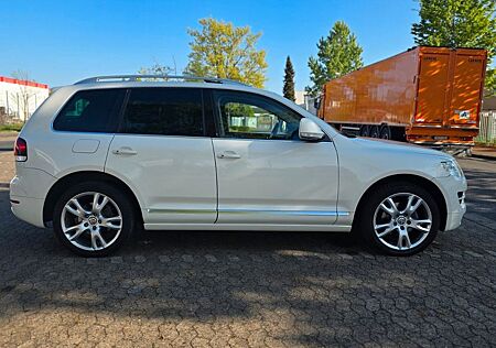 VW Touareg Volkswagen 3.0 V6 TDI Tiptronic TÜV neu