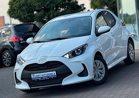 Toyota Yaris Hybrid Business Edition 1.5/AUTOMATIK/NAVI