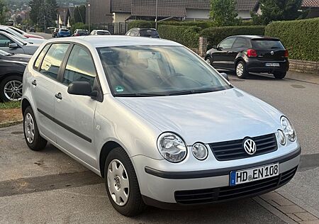 VW Polo Volkswagen IV Basis*NEU*TÜV* NUR 44KM * automatik