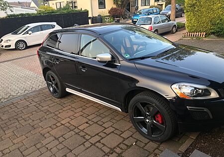 Volvo XC 60 XC60 D5 AWD D5 R-Design,AHK,Standheizung