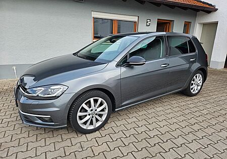 Volkswagen Golf 1.5 TSI DSG IQ.DRIVE NAVI*LED*KAMERA
