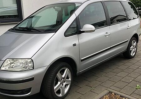 VW Sharan Volkswagen 2.0TDI (DPF) Comfortline