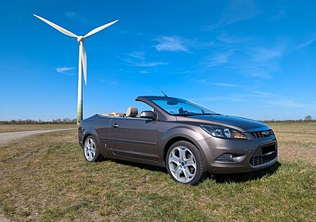 Ford Focus CC 2,0 Titanium Titanium