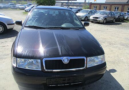 Skoda Octavia Combi 1.6 Tour+TÜV Abgelaufen+