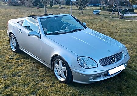 Mercedes-Benz SLK 320 (Liebhaberfahrzeug)