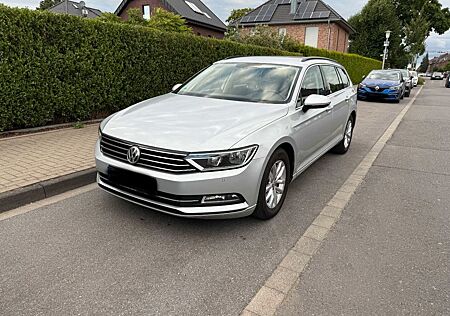 VW Passat Variant Volkswagen 2.0 TDI Comfortline Variant C...