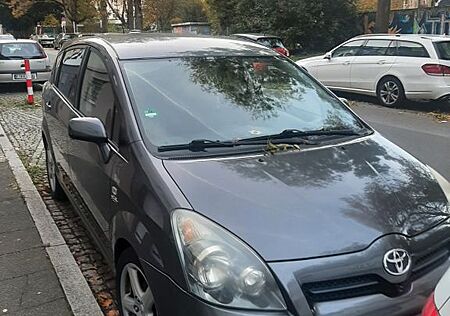 Toyota Corolla Verso 2.2-l-D-CAT Executive Executive