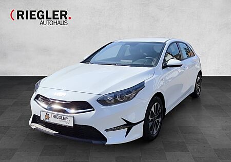 Kia Cee'd Ceed 1.5 Automatik Navi