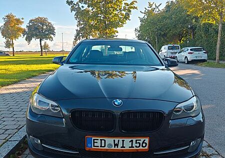 BMW 523