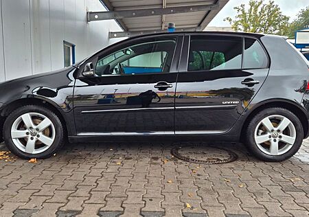 VW Golf Volkswagen 1.6 UNITED