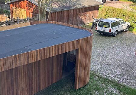 Volvo 245 245d / Kombi / 5-türig/ Shadow Line