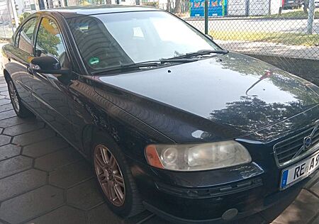 Volvo S60 2.4D Momentum 120kW Momentum