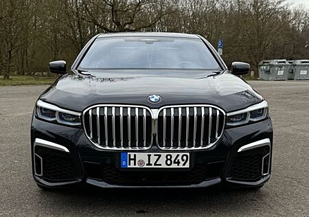 BMW 750i xDrive -