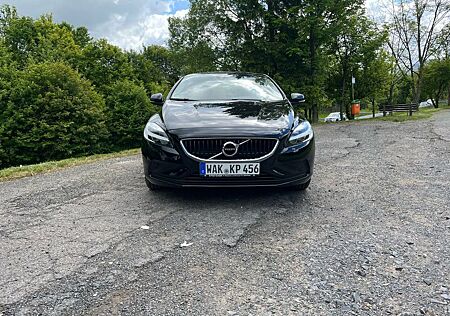 Volvo V40 T2 Momentum