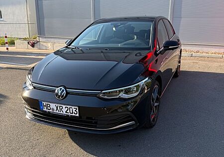 VW Golf Volkswagen 1.5 eTSI Style IQ Matrix Head Up Rückfk