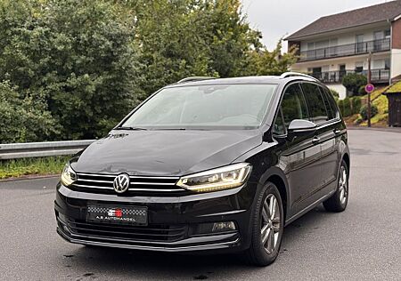 VW Touran Volkswagen Sound 2.0TDI/150PS/PANO/LED/ACC/7Sitzer