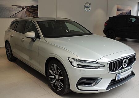 Volvo V60 T8 AWD TwinEngine Inscription Klima Navi