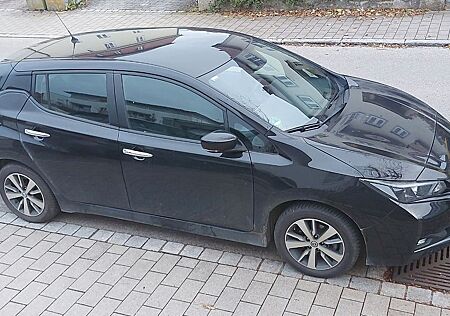 Nissan Leaf 150 PS 39KWH Acenta Acenta