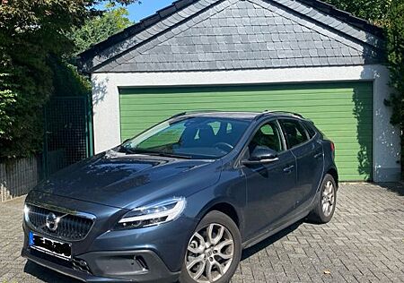 Volvo V90 Cross Country V40 Cross Country T3 Geartronic -