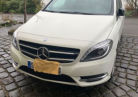 Mercedes-Benz B 200 CDI AMG Line AMG Line