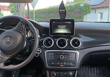 Mercedes-Benz CLA 220 Shooting Brake CLA 220 d 4MATIC DCT ...
