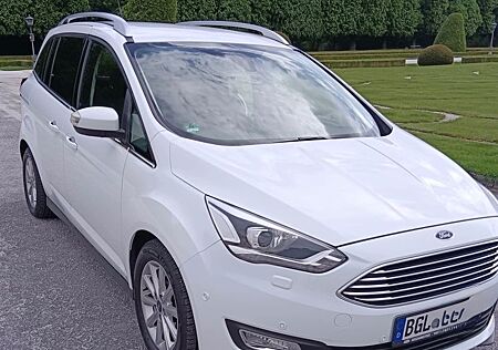 Ford Grand C-Max 1,5 EcoBoost 110kW Titanium Titanium