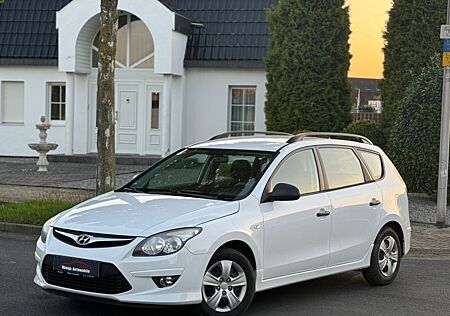Hyundai i30 cw FIFA WM Edition*SERVICE NEU*