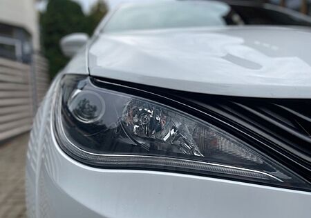 Chrysler Pacifica Hybrid Limited S