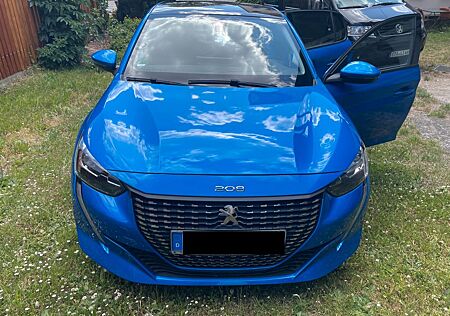 Peugeot 208 PureTech 100 Allure Pack Allure Pack