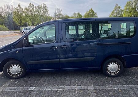 Fiat Scudo Multijet 120 Family 9-Sitzer