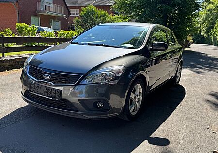 Kia Cee'd Ceed 1.4 CVVT Edition 7 RFK Navi SHZ Klima
