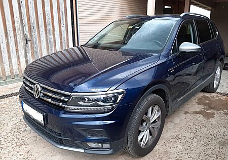 VW Tiguan Allspace Volkswagen , 7 Sitze, Vollausstattung Extras