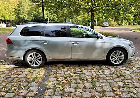 VW Passat Variant Volkswagen 2.0 TDI DSG 130kW Comfortl BM...