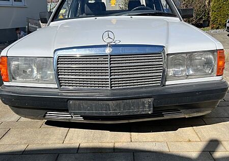 Mercedes-Benz 190