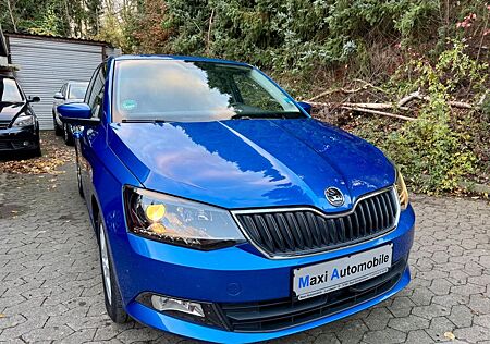 Skoda Fabia Style *Navi* LED*Scheckheft-*PDC*