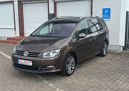 VW Sharan Volkswagen Highline BMT 7SITZER/PANO/LEDER/NAVI
