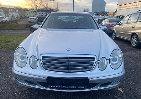 Mercedes-Benz E 240 CLASSIC