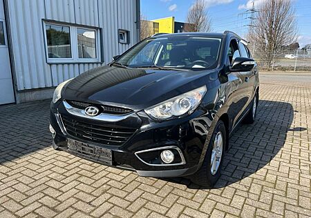 Hyundai ix35 Style AWD Teilleder PDC AHK