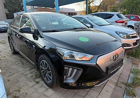 Hyundai Ioniq Trend Elektro TÜV 12 /2025