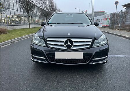 Mercedes-Benz C 220 CDI T AVANTGARDE Autom. AVANTGARDE