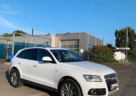 Audi Q5 3.0 TDI S tronic quattro -