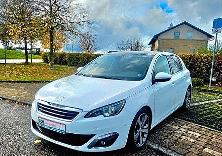Peugeot 308 Allure*Autom*1.Hand*Scheckheft*Panorama*
