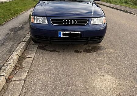 Audi A3 1.8 Ambiente Ambiente