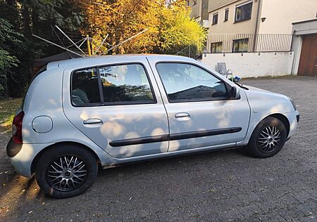 Renault Clio Extreme 2 1.2 16V Extreme