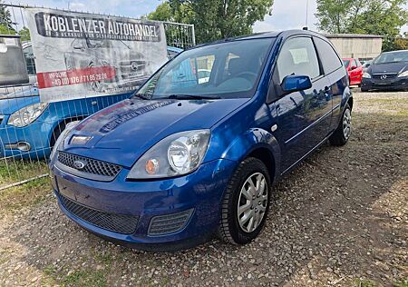 Ford Fiesta Style! Erst 105000km! Tüv neu!