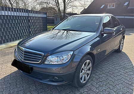 Mercedes-Benz C 220 CDI BlueEFFICIENCY -